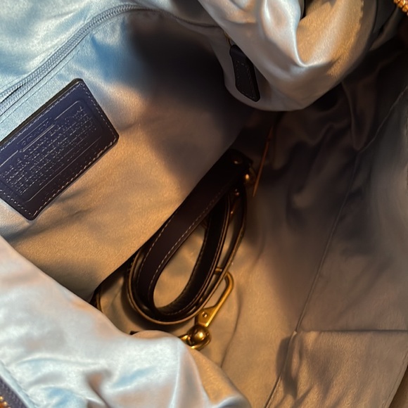 Coach Bag - Picture 2 of 4